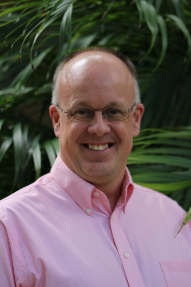 Dan Fraser professional Headshot 2 768x1152