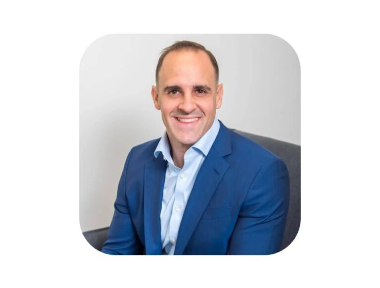 justin lubenow headshot 2 768x582